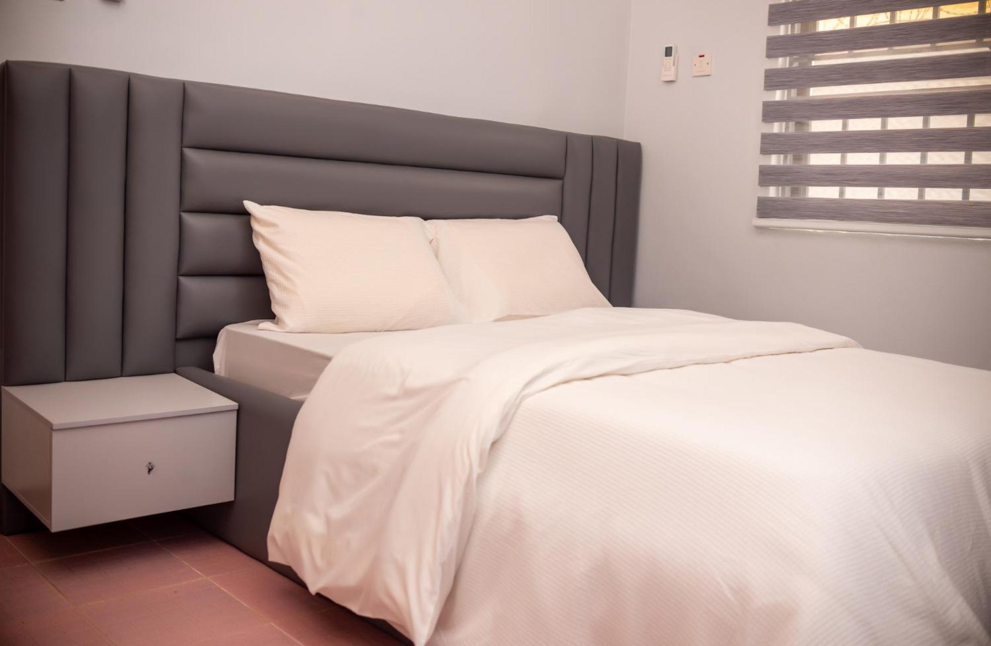 Palm Heights Apartments - Omole Phase 1, איקג'ה מראה חיצוני תמונה